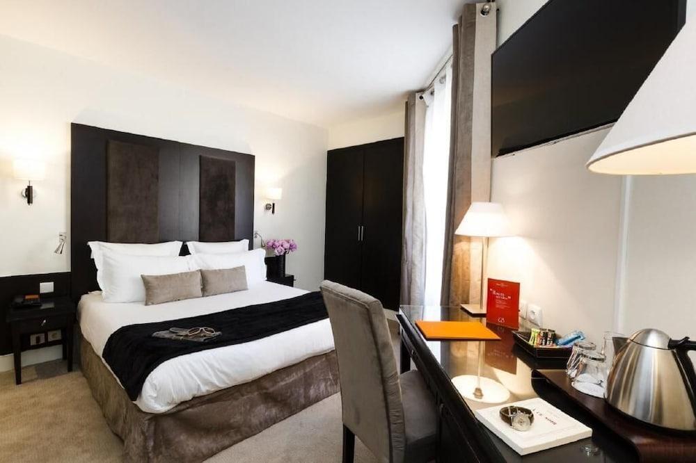 Hotel Elysees Bassano Paryż Zewnętrze zdjęcie